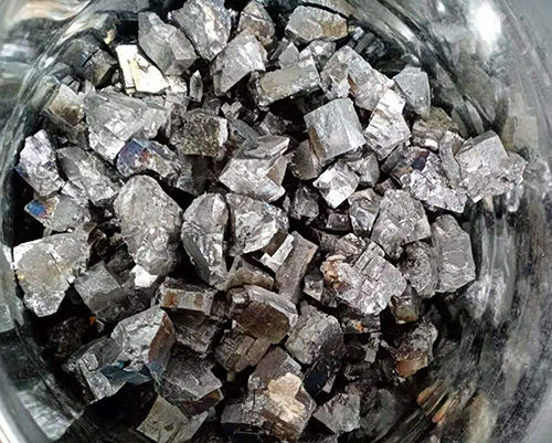 Σιδηρο Ferrovanadium κομματιών βαναδίου καθαρό 50% 80%